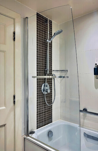 https://blockeddrainsmosmanpark.com.au/uploads/2025/07/blocked-shower-drains-69601.jpg
